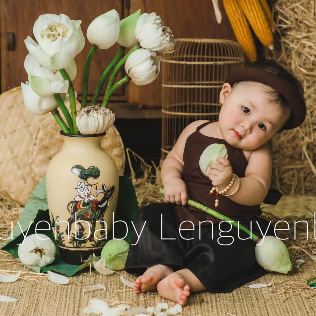 Yếm Đào Lụa + Chân váy bồng Tafta + tặng kèm Mấn cho bé gái