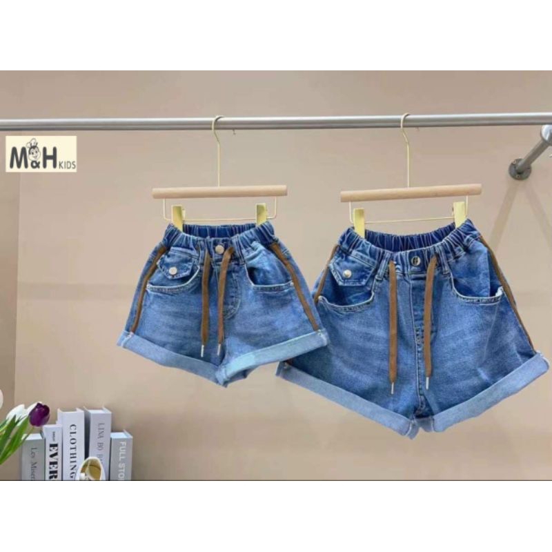 Quần jean bé gái