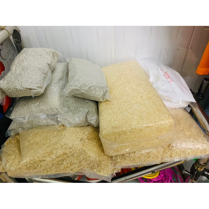 Mùn lót chuồng hamster