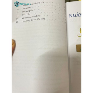 Sách - Ba Ngày Ở Nước Tí Hon - SPU