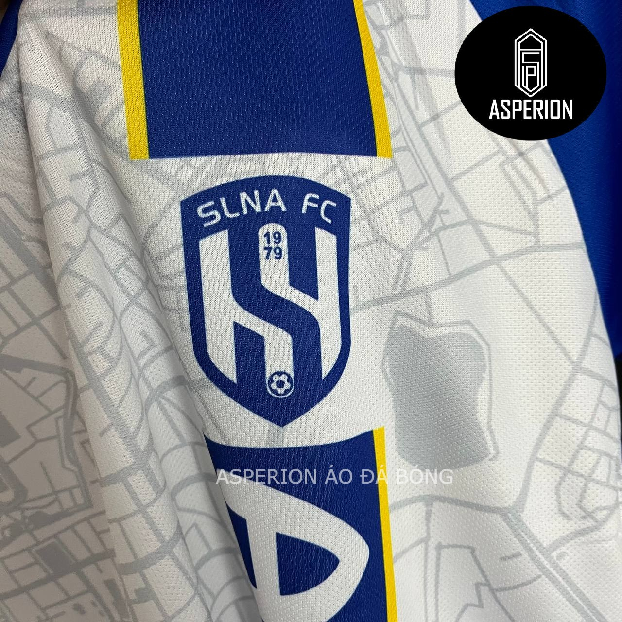 Bộ quần áo trẻ em thể thao bóng đá chất vải mè thái CLB Sông Lam Nghệ An trắng xanh đẹp mắt