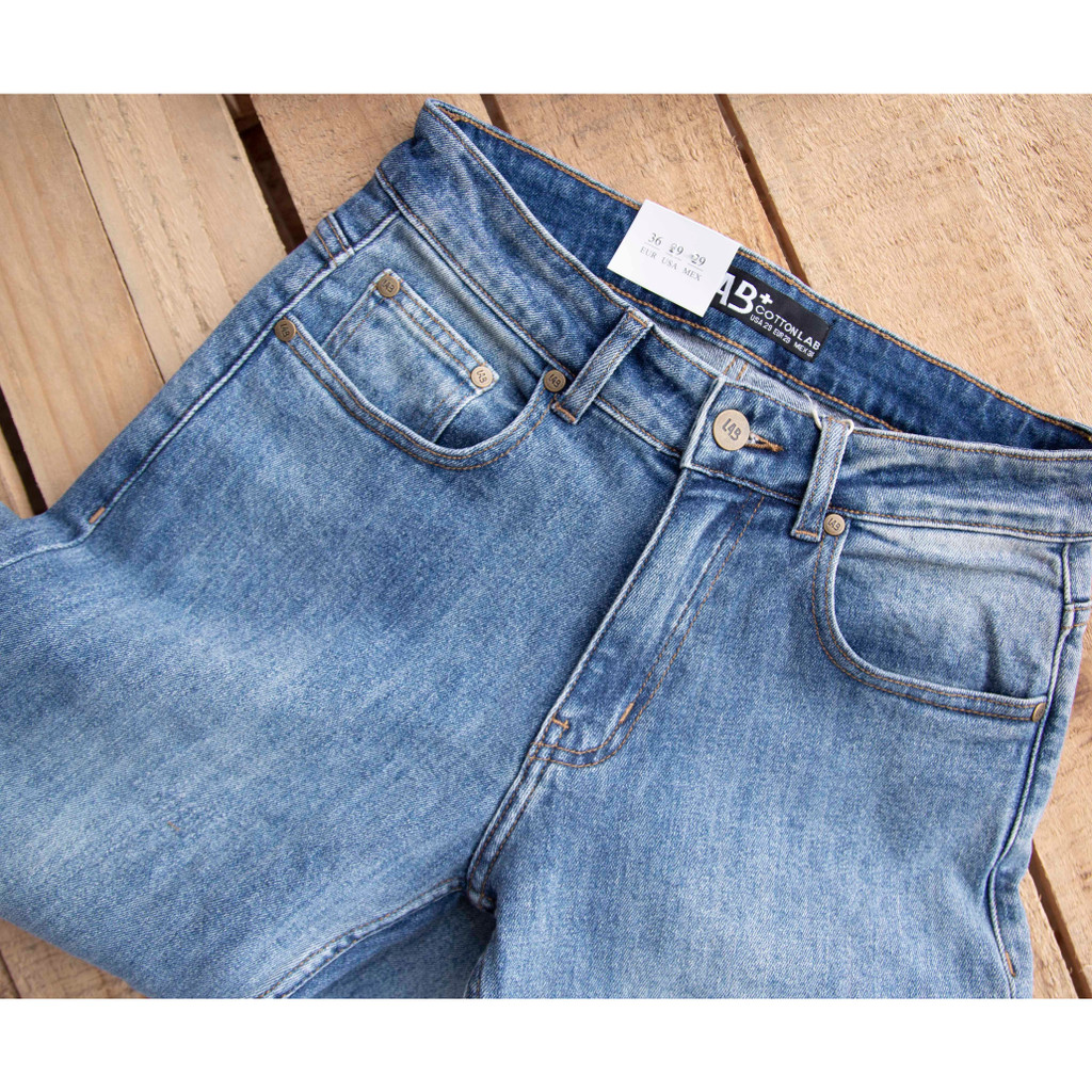 Quần Jean nam LAB+ COTTONLAB màu xanh wash, quần bò nam co giãn form Slimfit - LAB230501