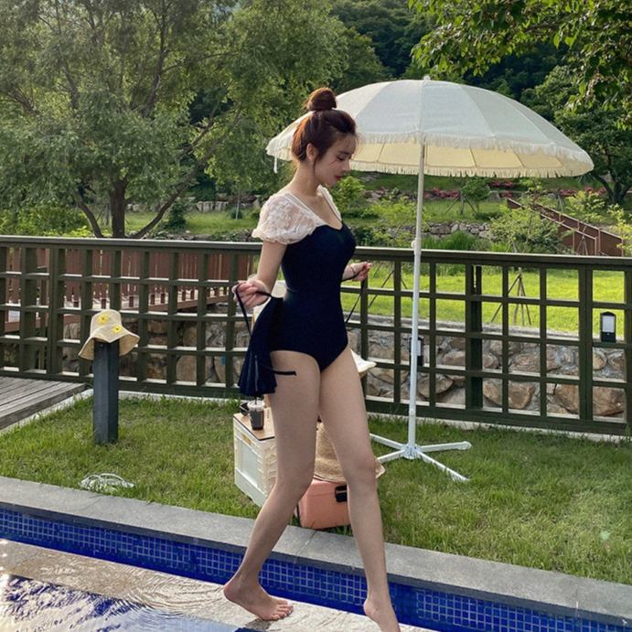 Bikini liền thân bộ đồ bơi cộc tay phối ren sang chảnh che khuyết điểm kèm chân váy ngoài thời trang Hàn Quôc