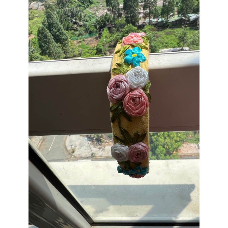 Cài tócthêu tay Handmade by Chang