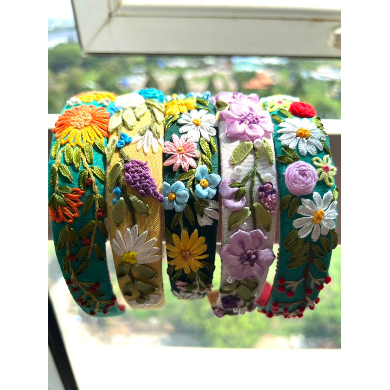 Cài tócthêu tay Handmade by Chang