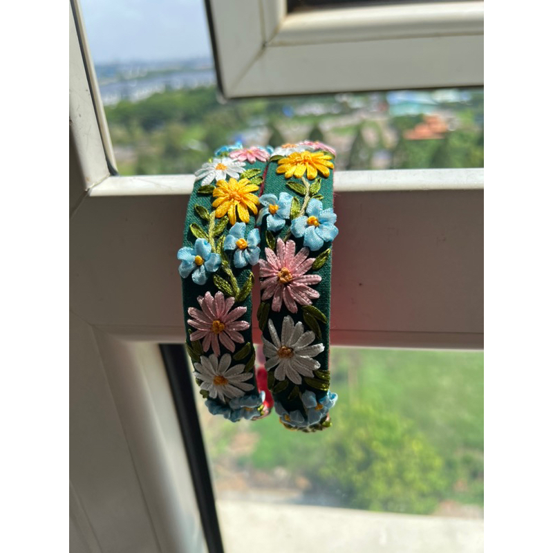 Cài tócthêu tay Handmade by Chang