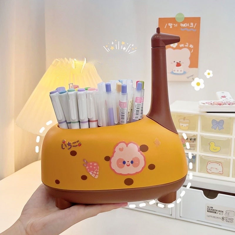 Ống Cắm Bút, Đựng Đồ Lặt Vặt Hình Hươu Cao Cổ Dễ Thương Decor Trang Trí Bàn Học.