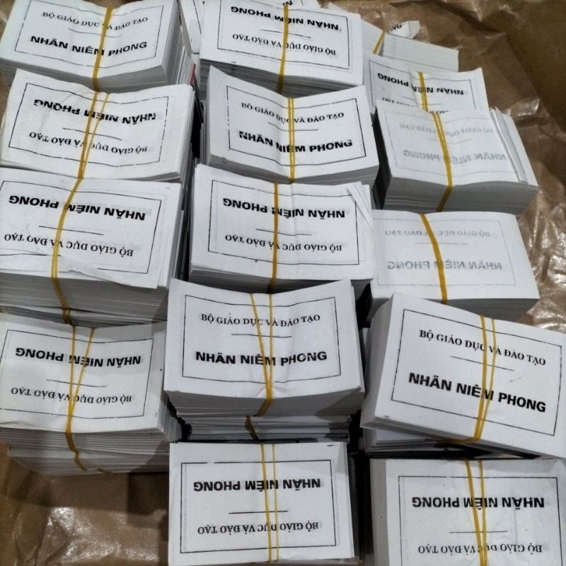 Combo 1000 nhãn niêm phong theo mẫu bộ GD&amp;DT