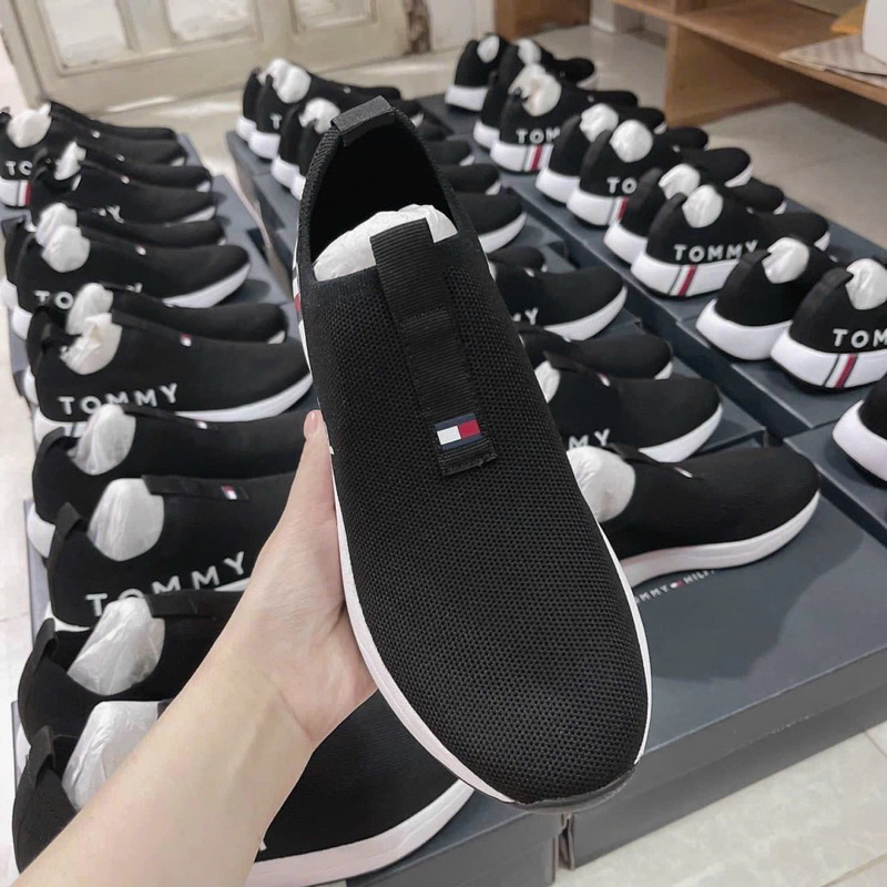 Giày TOMMY HILFIGER WOMEN'S ALIAH SPORTY SLIP-ON SNEAKERS