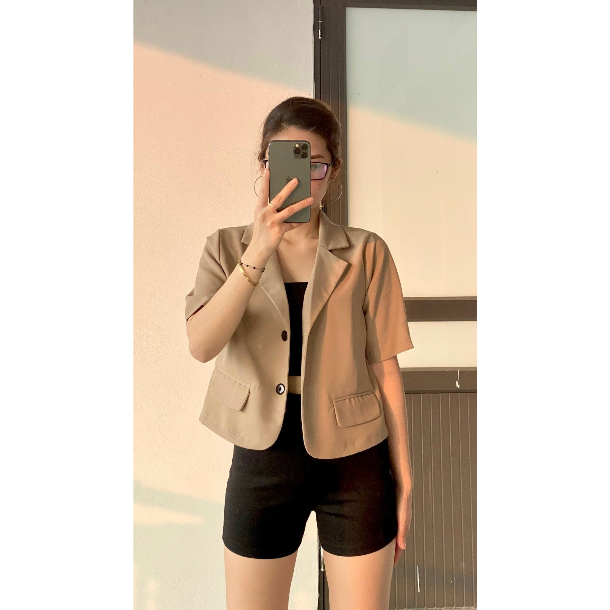 Áo Blazer - Vest Cộc Tay Thời Trang Hàn Quốc 1 lớp tông màu lạ đen- nâu - xanh - kem sữa