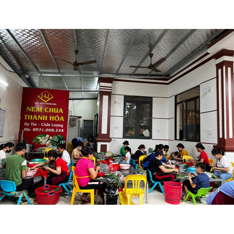 Nem vuông Thanh hoá. 1 chục hút chân không