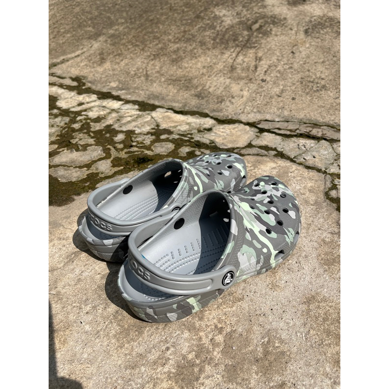 Dép Crocs Chính Hãng mới lỗi vết cắt, hàng siêu bền, nhẹ, màu camo