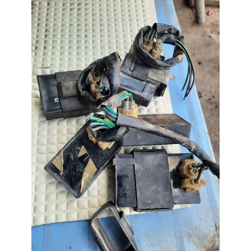 Ic Attila xài lửa bình