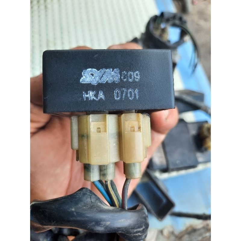 Ic Attila xài lửa bình