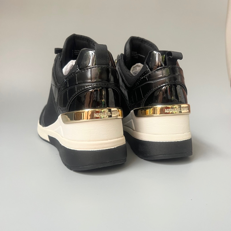 Giày sneaker Michael K0rs chính hãng size 8.5 us