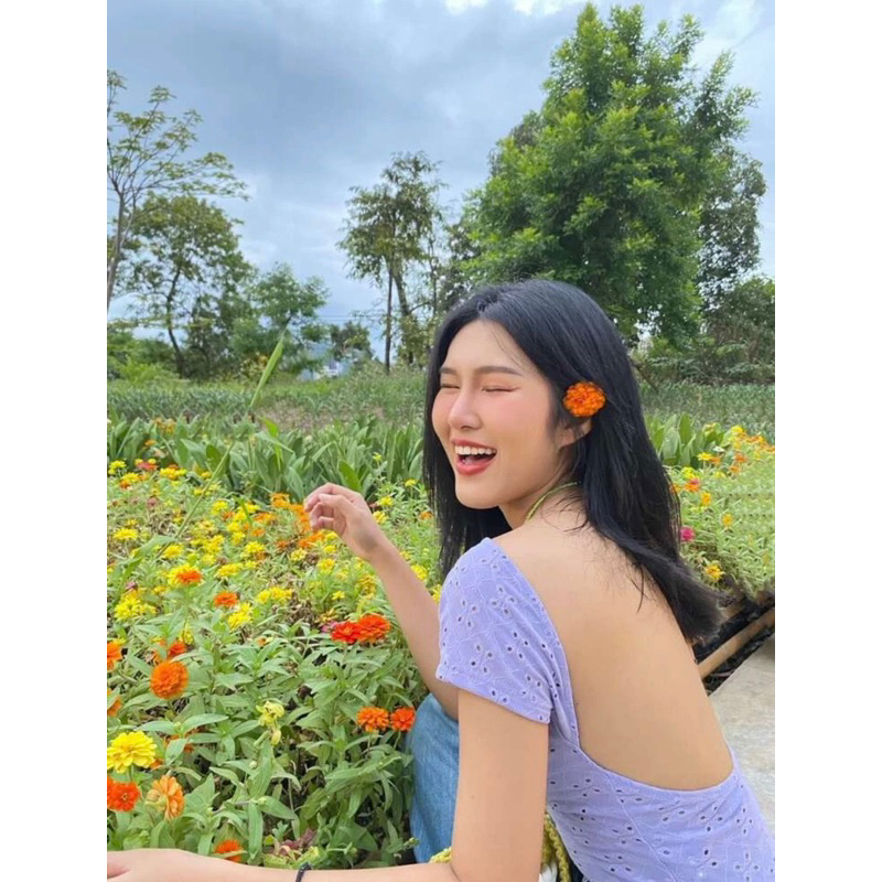 Áo Baesweetie thêu hoa hở lưng🥰