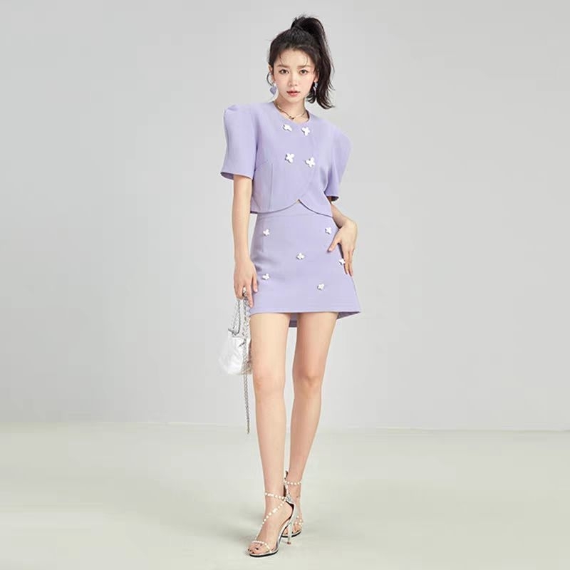 Set đầm vest tím công sở đính hoa trắng