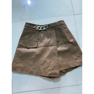 Thanh lý quần áo nhiều mẫu
