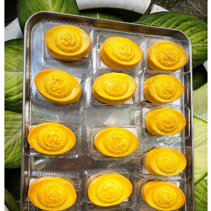 BÁNH TRUNG THU HÌNH THỎI VÀNG NHÀ LÀM 50G/ CÁI