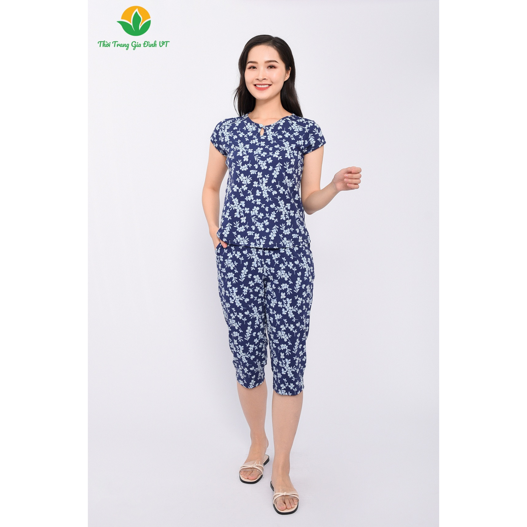 Bộ quần áo nữ mặc nhà nữ mùa hè thời trang Việt Thắng, quần lửng, áo cộc tay cổ xẻ chất thun dệt kim - B46.2304