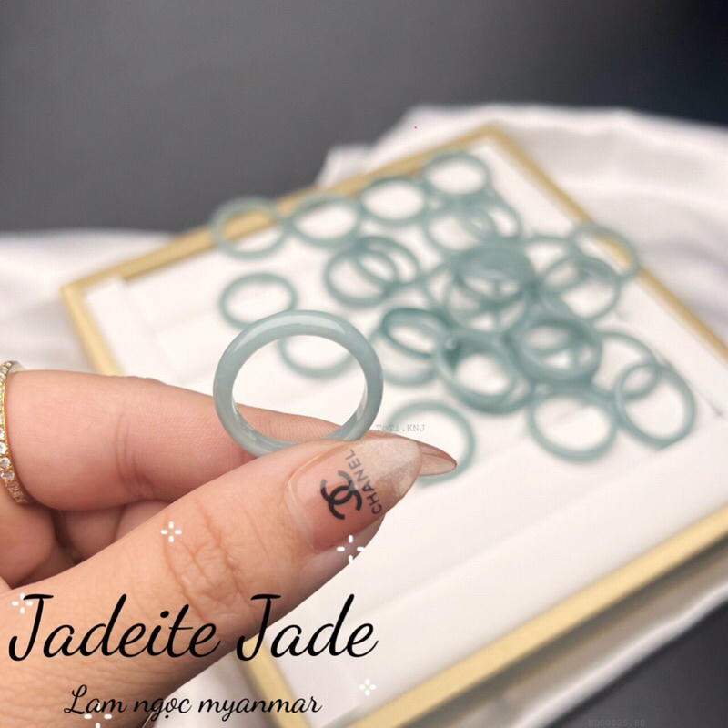 Nhẫn Lam Ngoc cộng tròn  nhỏ