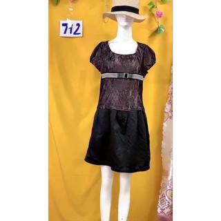 đầm ren màu hồng nâu size M/L. S712