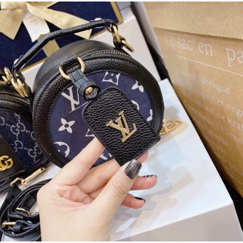 Túi cốp tròn da giả bò hoạ tiết mới 2023