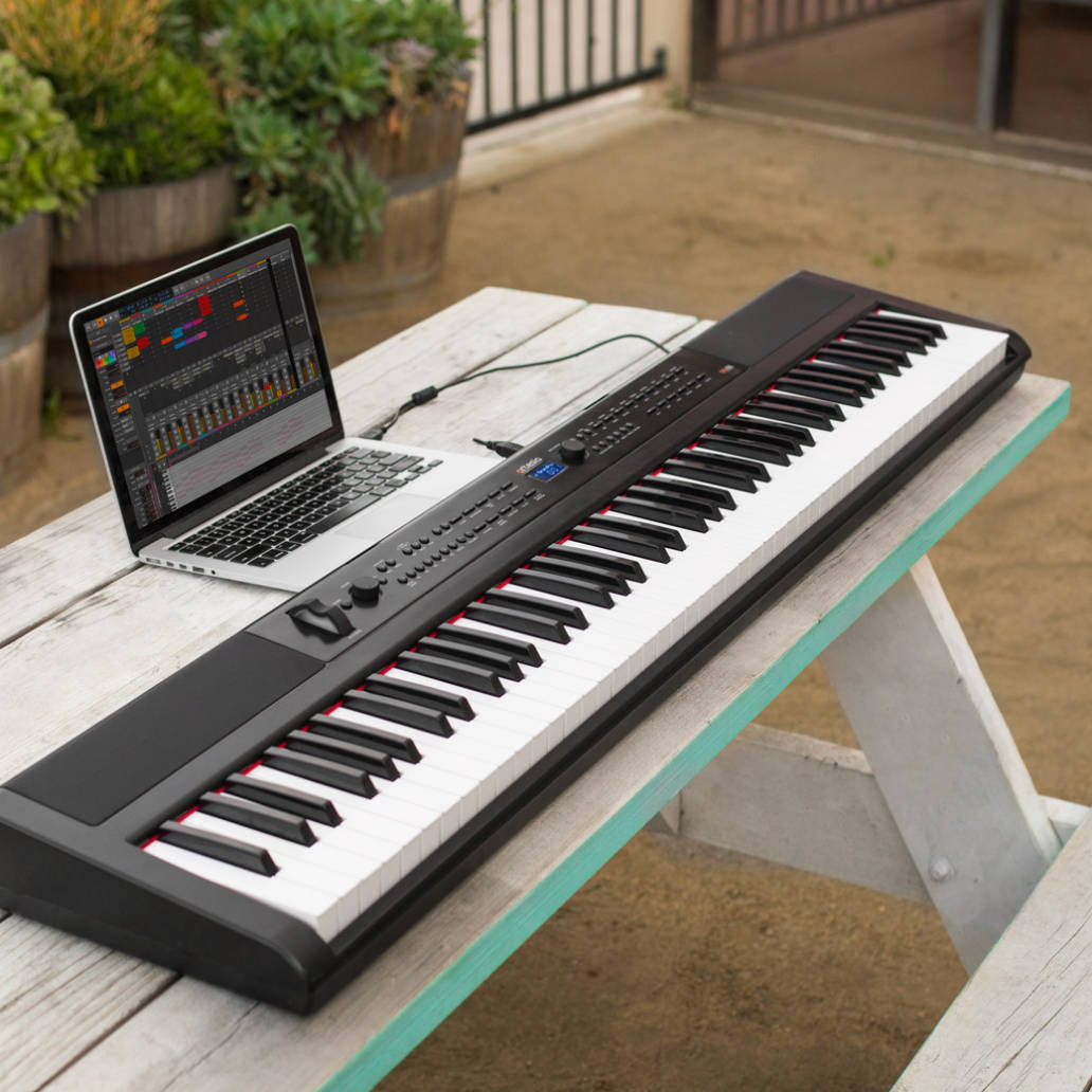 Đàn Piano điện/ Studio, Mobile Digital Piano - Artesia PE-88 (PE88) - Màu đen (BL)