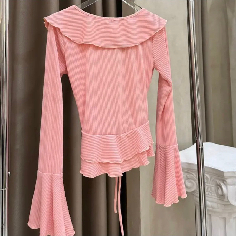 Áo thun tay bèo tay loe