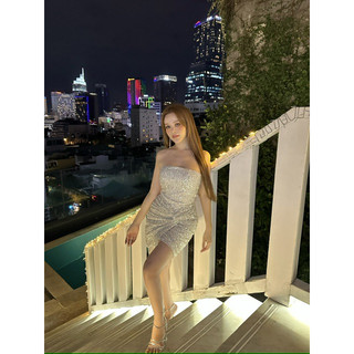 ĐẦM CÚP NGỰC SEQUINE BẠC