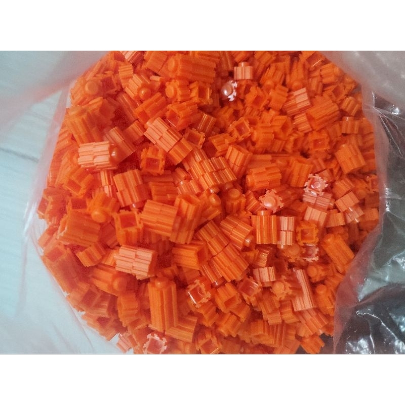 Túi 1000 mảnh lego răng cưa,hãng xinz,kích thước 8mm*8mm + tặng kèm búa 😊