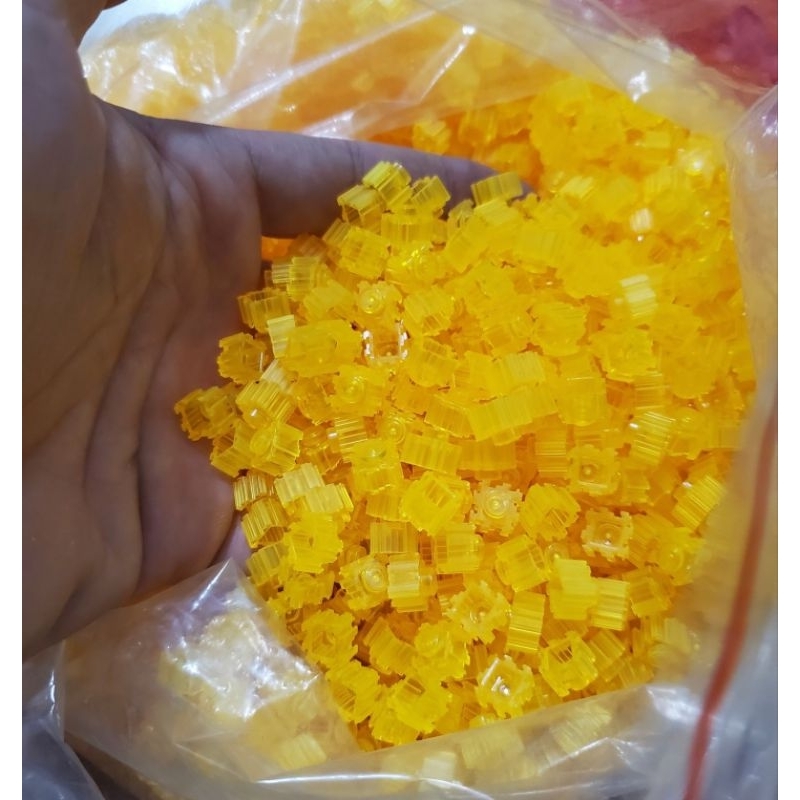 Túi 1000 mảnh lego răng cưa,hãng xinz,kích thước 8mm*8mm + tặng kèm búa 😊