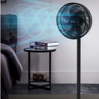 ̣(2024) MIDEA - Quạt điện đứng có điều khiển SAG30KR 7 cánh quạt cho sức gió mạnh, vận hành êm ái, giảm ồn tối đa
