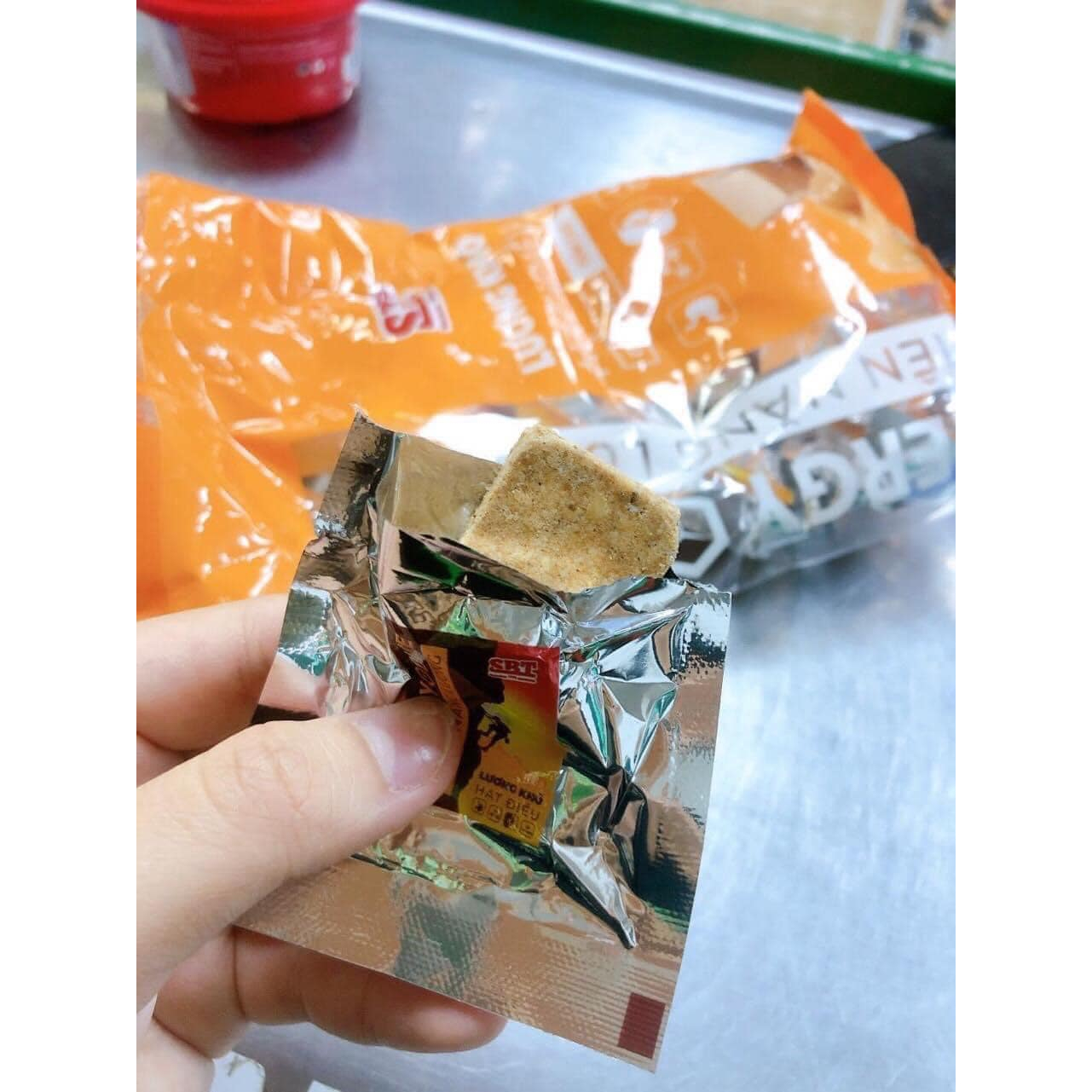 COMBO 10 GÓI LƯƠNG KHÔ SBT HẠT ĐIỀU - chinh phục đỉnh cao ( gói 300gr )