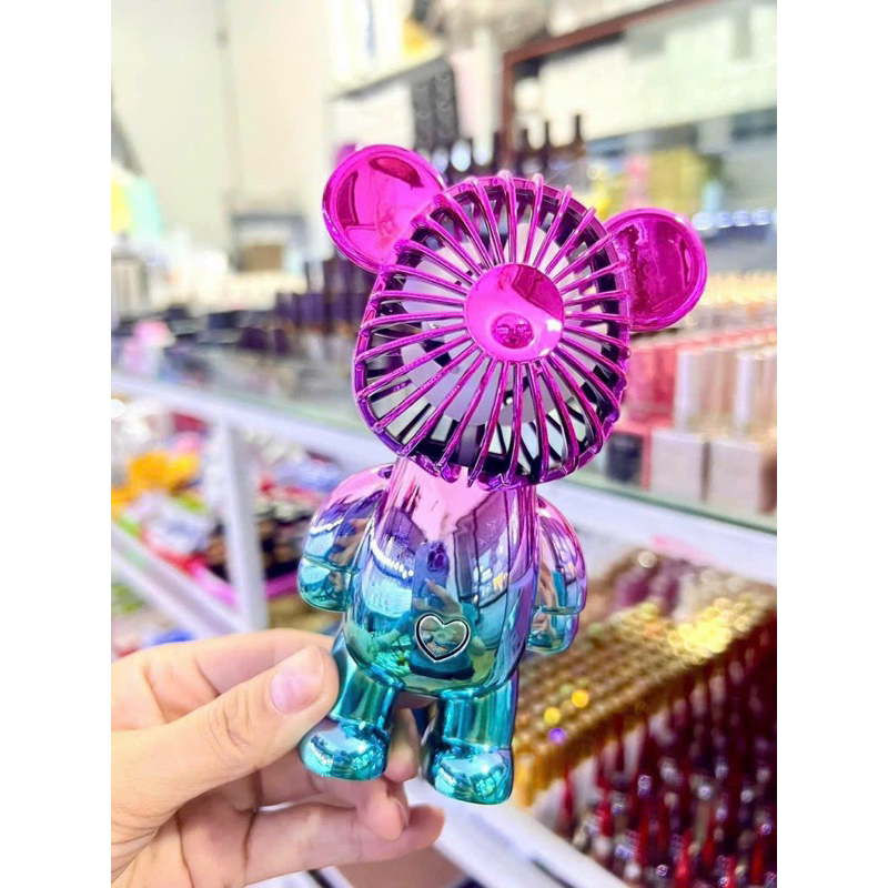 QUẠT TÍCH ĐIỆN CẦM TAY MINI GẤU ĐỂ BÀN DỄ THƯƠNG
