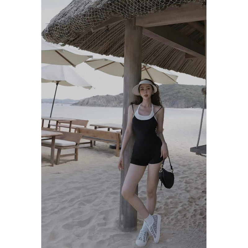 Jumsuit phối màu đi biển