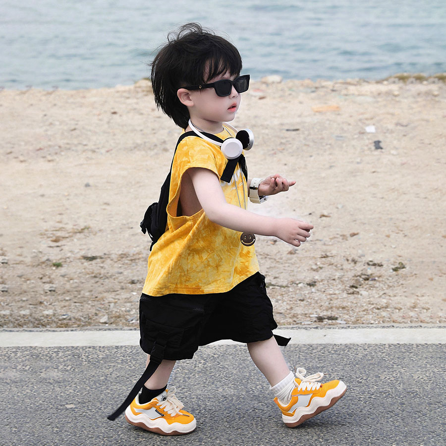 Bộ Hè Cực Xinh Áo Sát Nách Cotton Thoáng Mát Kèm Quần Short Túi Hộp Cá Tính SKLV2305