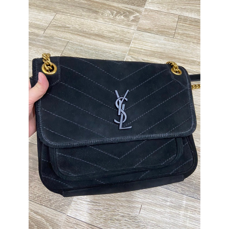 Túi si hiệu Y.S.L 26 da lộn