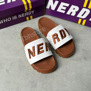 DÉP NERDY QUAI NGANG THÊU NỔI HÀNG CHUẨN LOẠI 1 HỘP ĐẦY ĐỦ