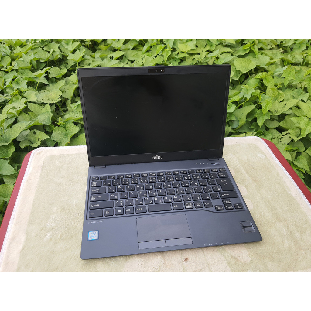FUJITSU LIFEBOOK U938/S / Core i5-8350U / RAM 8GB/ SSD NVMe 265GB/ 13,3" FHD mỏng nhẹ