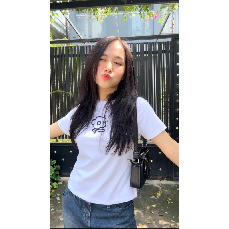 Áo thun Baby tee thêu bông hoa thun RISSE.SG Cotton 100%