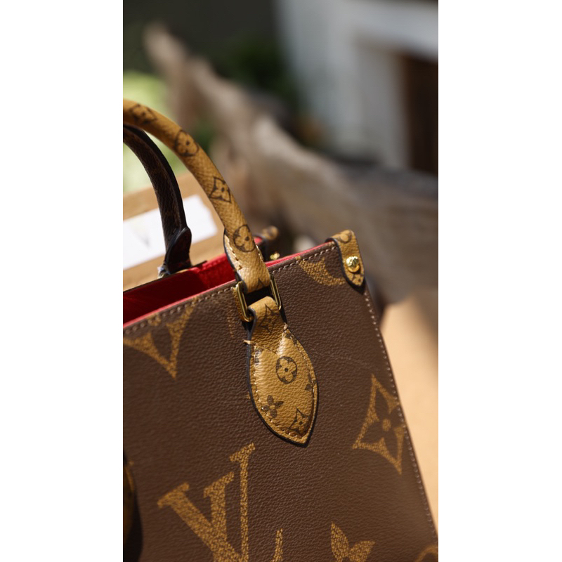 Túi quai xách Lv onthego sz25cm sup quai đeo may gân nổi full2box nguyên seal W266-25