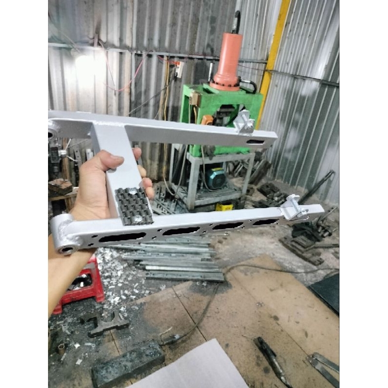 Gắp không phây Sirius 50+110cc, Jupiter, Dài 50cm, Kèm pass tăng sên và óc bắt nhún ạ.