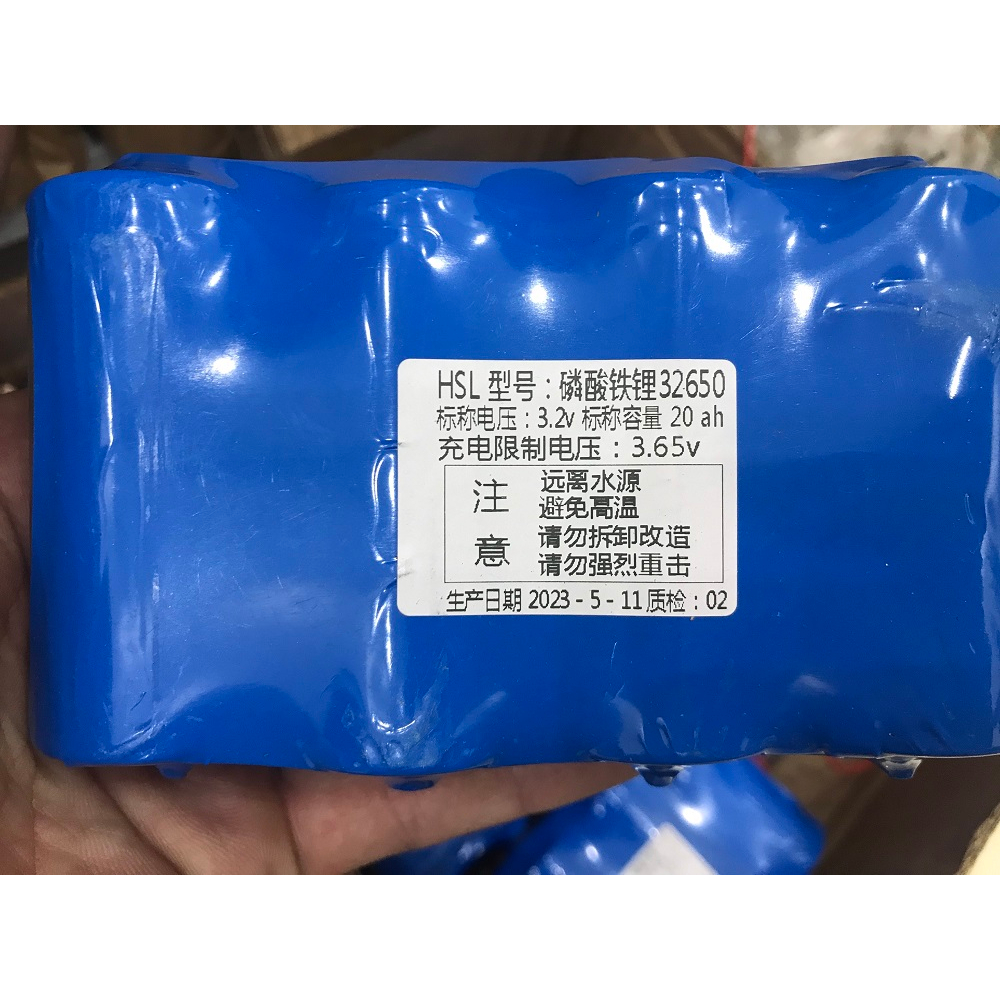 Pin thay thế cho đèn NLMT 32650 3,2V