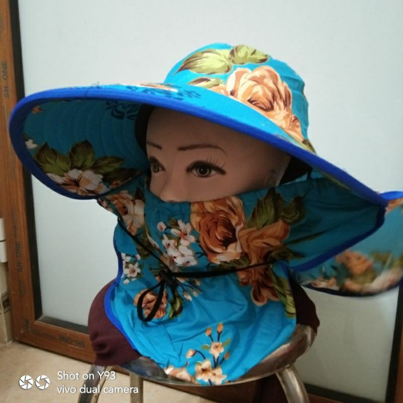 Mũ vành rộng có màn che chống nắng