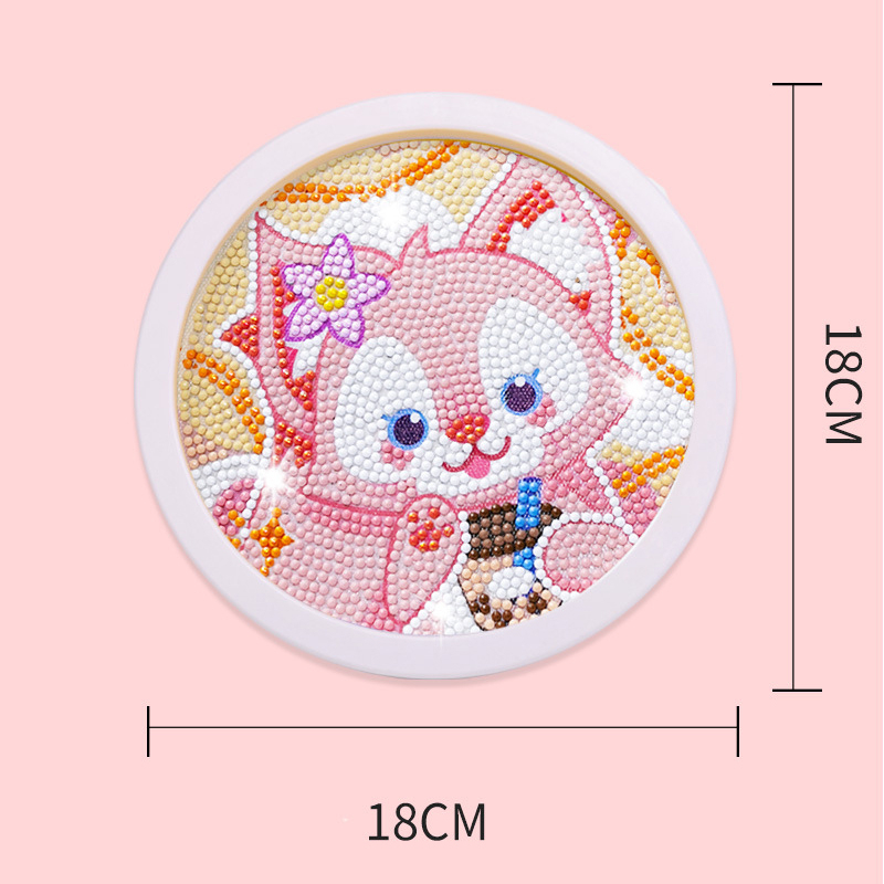 Tranh Đính Đá Handmade Kèm Khung Tranh Tròn 18cm Hình Động Vật Hoạt Hình Duffy & Friends