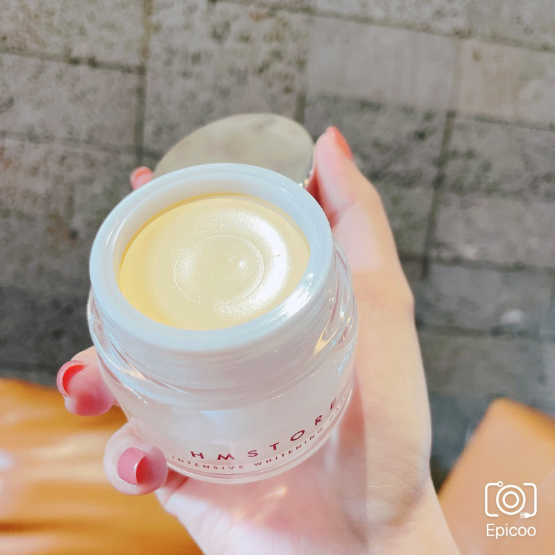 FACE DƯỠNG TRẮNG HỒNG CĂNG BÓNG JUSSMY HM STORE