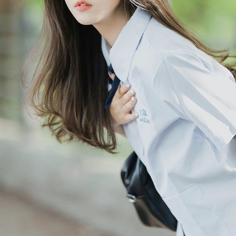 Áo sơ mi trắng đồng phục học sinh Thái Lan