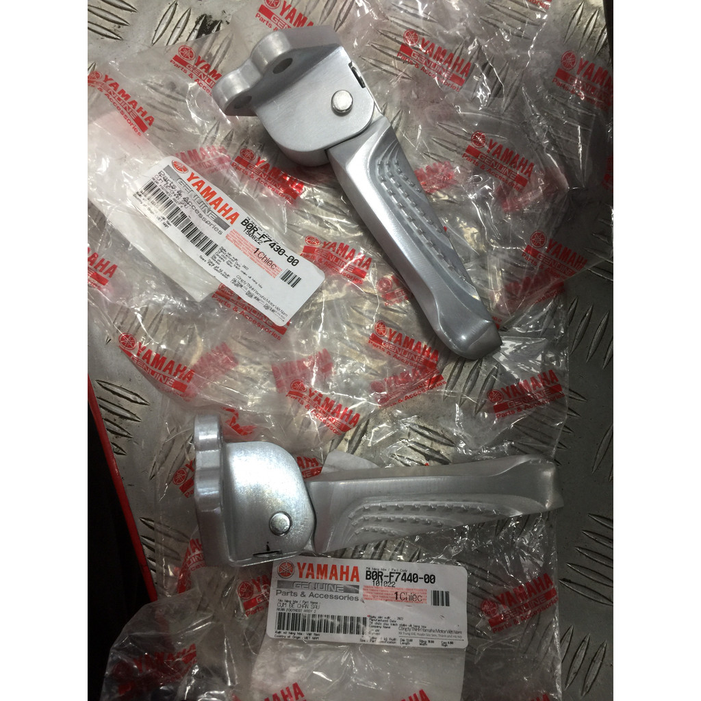 Gác chân sau Latte - Acruzo, chính hãng Yamaha