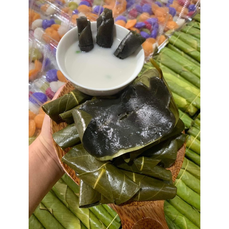 Bánh lá mơ quấn lá mít 65k/500  gram